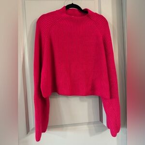 Victoria + Sophia Mock Turtle Sweater l Cropped Back l M